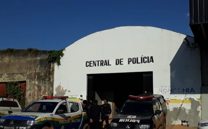 adolescente-de-16-anos-e-apreendido-suspeito-de-estuprar-mulher-de-32-anos-em-ro adolescente-de-16-anos-e-apreendido-suspeito-de-estuprar-mulher-de-32-anos-em-ro