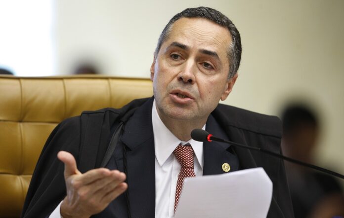 barroso-autoriza-marcos-valerio-a-cumprir-pena-no-regime-semiaberto barroso-autoriza-marcos-valerio-a-cumprir-pena-no-regime-semiaberto