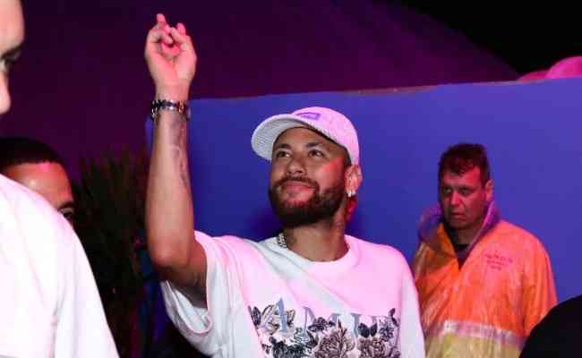 neymar:-saiba-como-e-o-que-aconteceu-em-confusao-durante-tardezinha