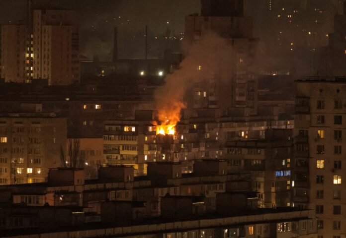 crianca-de-5-anos-esta-entre-tres-mortos-em-ataque-russo-a-kiev,-dizem-autoridades-ucranianas crianca-de-5-anos-esta-entre-tres-mortos-em-ataque-russo-a-kiev,-dizem-autoridades-ucranianas