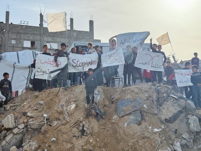 palestinos-protestam-contra-o-hamas-apos-volta-do-conflito-em-gaza:-‘basta-de-guerra’;-video palestinos-protestam-contra-o-hamas-apos-volta-do-conflito-em-gaza:-‘basta-de-guerra’;-video