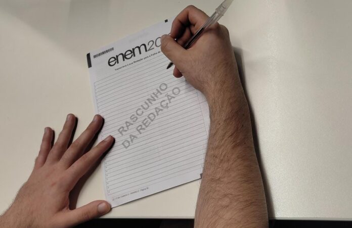 redacao-enem-2024:-‘espelhos’-estao-disponiveis-para-consulta redacao-enem-2024:-‘espelhos’-estao-disponiveis-para-consulta