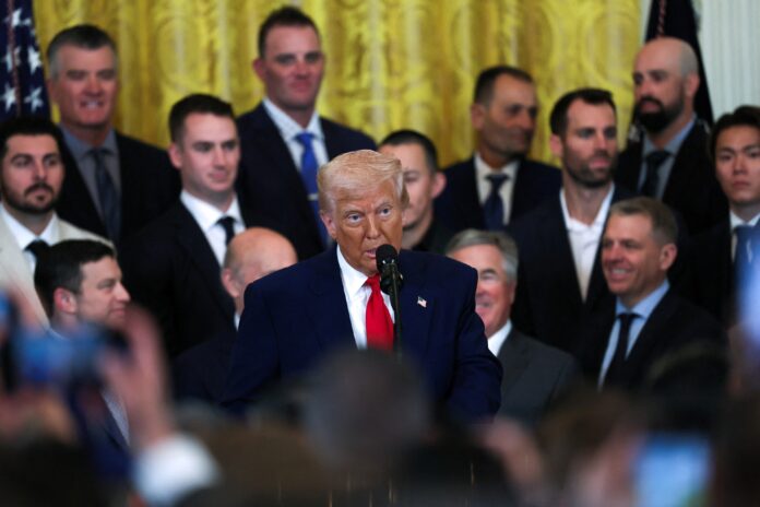 trump-ameaca-taxar-china-em-mais-50%-se-pais-nao-voltar-atras-de-retaliacao-aos-eua trump-ameaca-taxar-china-em-mais-50%-se-pais-nao-voltar-atras-de-retaliacao-aos-eua