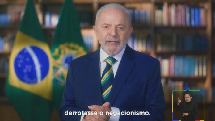 lula-fara-pronunciamento-na-tv-e-no-radio-para-divulgar-pe-de-meia-e-farmacia-popular lula-fara-pronunciamento-na-tv-e-no-radio-para-divulgar-pe-de-meia-e-farmacia-popular