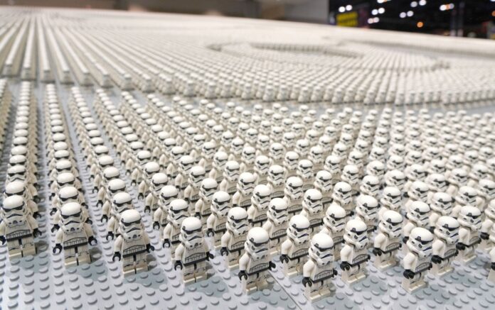 evento-reune-36.440-bonecos-stormtroopers-em-chicago evento-reune-36.440-bonecos-stormtroopers-em-chicago