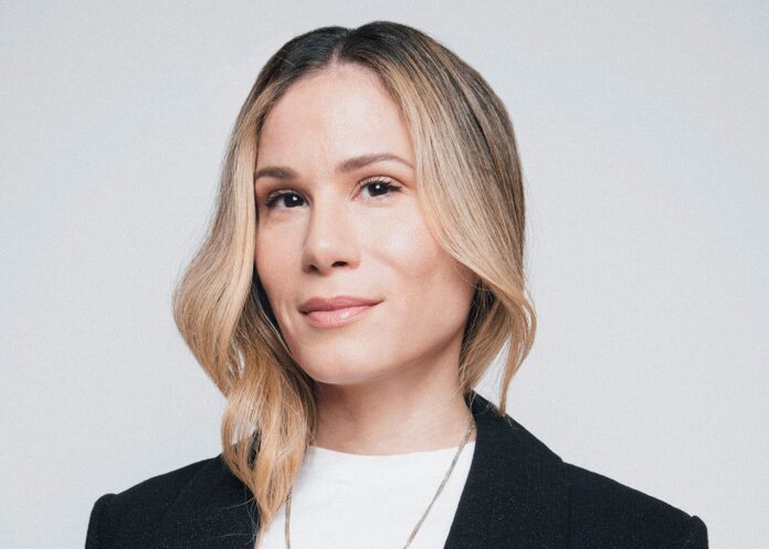 diretora-marianna-brennand-vai-receber-premio-women-in-motion-no-festival-de-cannes-2025 diretora-marianna-brennand-vai-receber-premio-women-in-motion-no-festival-de-cannes-2025