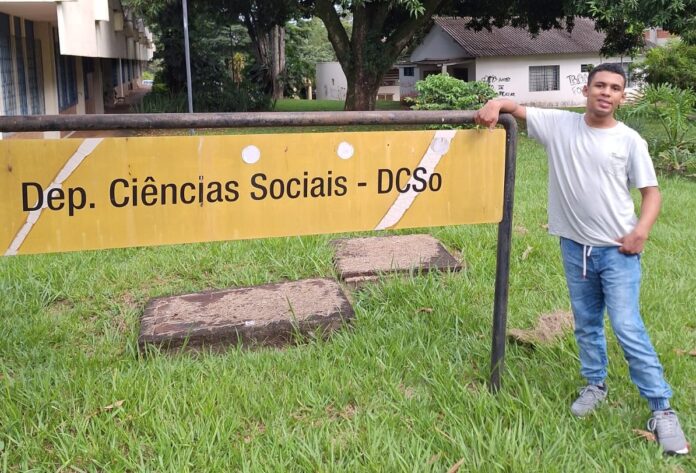 estudante-com-paralisia-aprovado-na-ufscar-visita-campus-e-se-emociona:-‘ai,-meu-coracao’ estudante-com-paralisia-aprovado-na-ufscar-visita-campus-e-se-emociona:-‘ai,-meu-coracao’