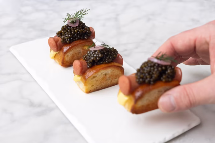 caviar-no-cachorro-quente:-mais-barato,-ingrediente-chega-a-pratos-‘populares’-nos-eua caviar-no-cachorro-quente:-mais-barato,-ingrediente-chega-a-pratos-‘populares’-nos-eua