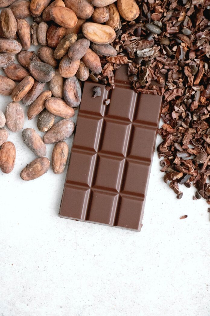 afrodisiaco-e-probiotico:-veja-5-curiosidades-sobre-o-cacau,-a-fruta-do-chocolate