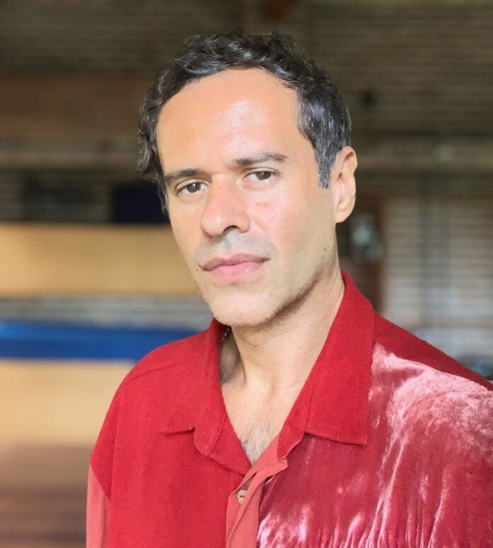 marcelo-jeneci-faz-registro-audiovisual-de-show-solo-no-rio-de-janeiro