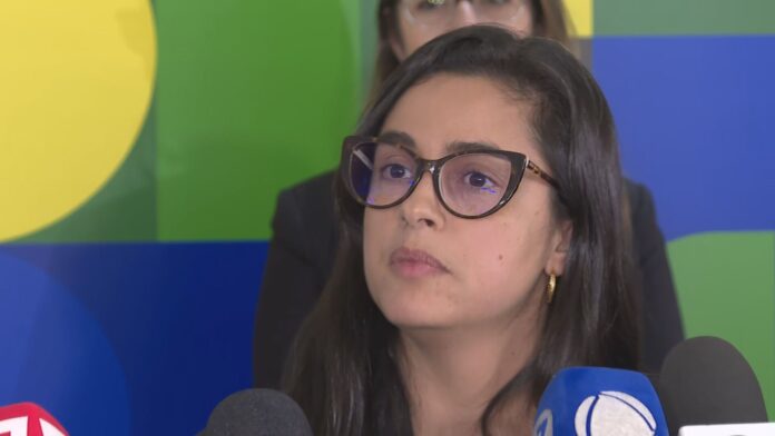 atual-diretora-de-logistica,-debora-floriano-assume-direcao-interina-do-inss atual-diretora-de-logistica,-debora-floriano-assume-direcao-interina-do-inss