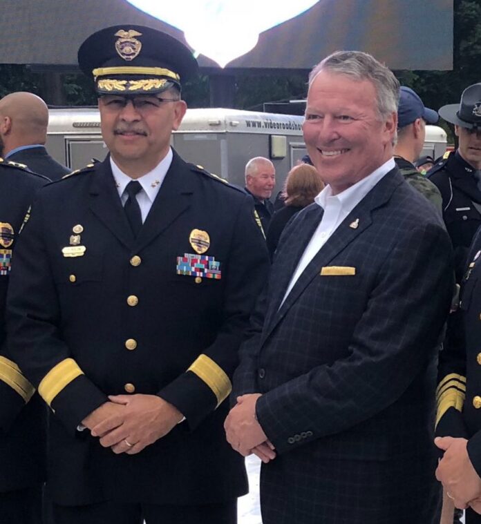 cidade-americana-de-orlando-tem-chefe-de-policia-chamado-orlando cidade-americana-de-orlando-tem-chefe-de-policia-chamado-orlando