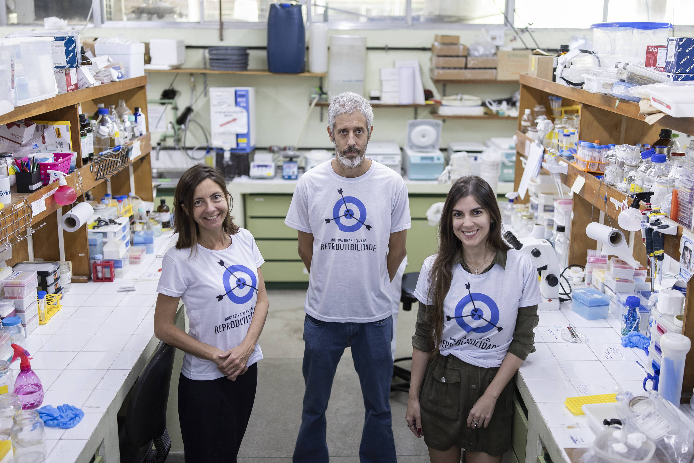 Iniciativa reúne 56 laboratórios para replicar pesquisas – 09/04/2025 – Ciência