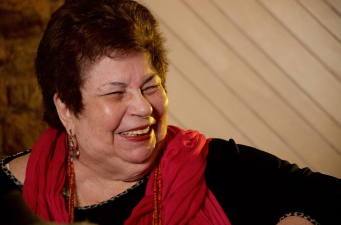 velorio-de-nana-caymmi-sera-nesta-sexta,-as-8h30,-no-theatro-municipal-do-rio