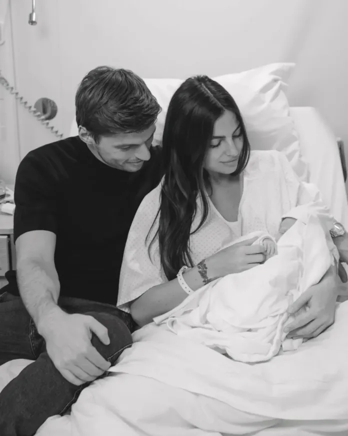 nasce-filha-de-max-verstappen-com-kelly-piquet nasce-filha-de-max-verstappen-com-kelly-piquet