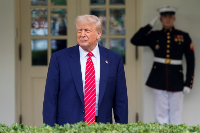 juiza-dos-eua-ordena-trump-a-interromper-corte-de-funcionarios-federais juiza-dos-eua-ordena-trump-a-interromper-corte-de-funcionarios-federais