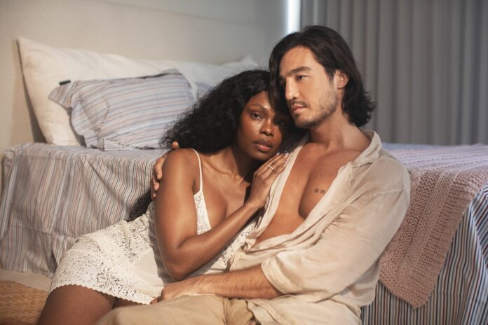xenia-franca-expia-dor-de-cotovelo-de-herbert-vianna-em-duo-com-tiago-iorc xenia-franca-expia-dor-de-cotovelo-de-herbert-vianna-em-duo-com-tiago-iorc