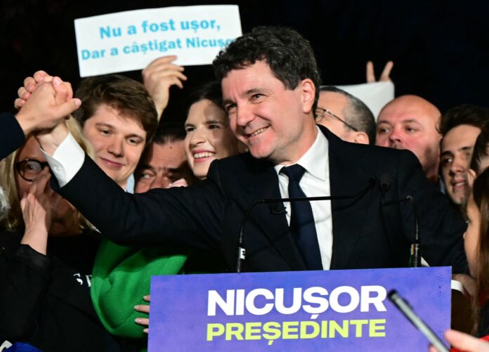 russia-chama-de-‘estranho’-resultado-das-eleicoes-da-romenia-apos-derrota-de-candidato-pro-moscou russia-chama-de-‘estranho’-resultado-das-eleicoes-da-romenia-apos-derrota-de-candidato-pro-moscou