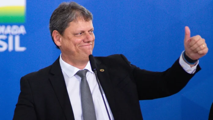 tarcisio-paga-r$-89-mi-em-emendas-pix-a-deputados,-e-pt-lidera-repasses