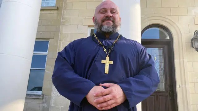 os-americanos-atraidos-para-igreja-ortodoxa-russa-que-promete-desenvolver-‘masculinidade’ os-americanos-atraidos-para-igreja-ortodoxa-russa-que-promete-desenvolver-‘masculinidade’