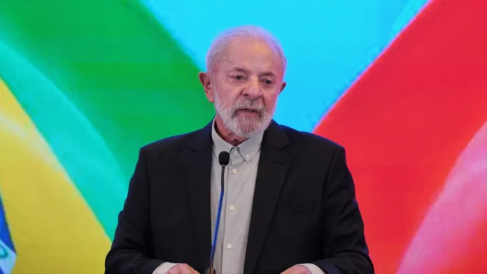 lula-defende-apressar-regulacao-das-redes:-“ouvindo-a-sociedade”