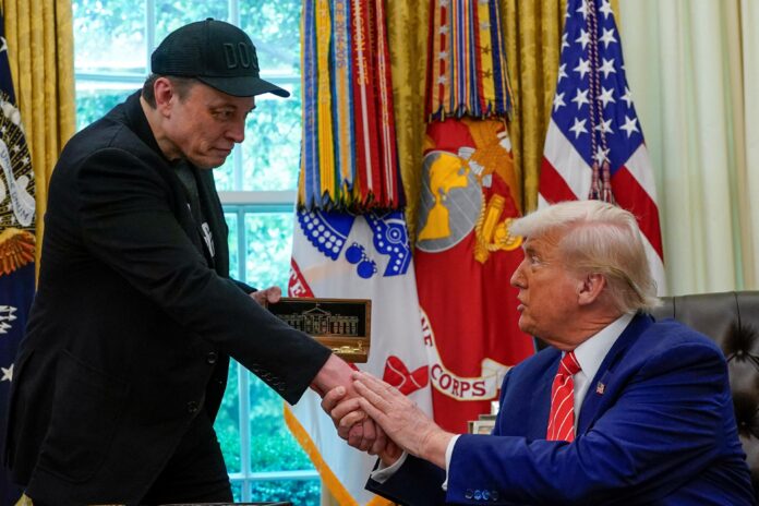 trump-diz-que-esta-‘desapontado’-com-elon-musk,-apos-criticas-do-bilionario-ao-governo-dos-eua trump-diz-que-esta-‘desapontado’-com-elon-musk,-apos-criticas-do-bilionario-ao-governo-dos-eua