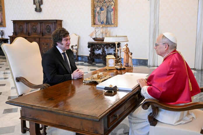 papa-leao-xiv-recebe-milei-no-vaticano-e-ressalta-luta-contra-a-pobreza papa-leao-xiv-recebe-milei-no-vaticano-e-ressalta-luta-contra-a-pobreza
