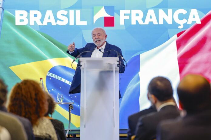 franca-vai-investir-r$-100-bilhoes-no-brasil-ate-2030,-diz-lula franca-vai-investir-r$-100-bilhoes-no-brasil-ate-2030,-diz-lula