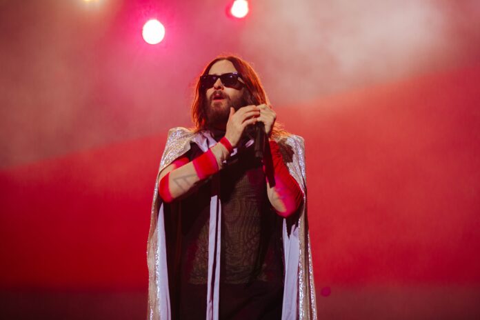 jared-leto-e-acusado-de-ma-conduta-sexual-por-varias-mulheres,-diz-site