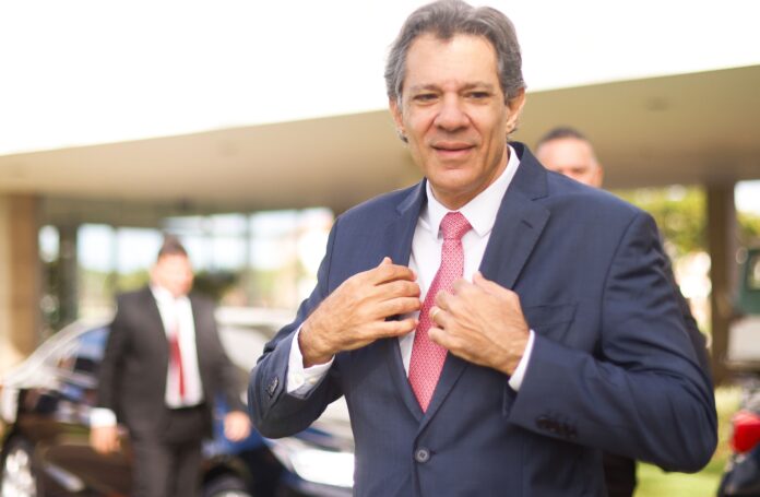 pacote-para-compensar-mudancas-no-iof:-veja-medidas-em-estudo-e-por-que-o-governo-precisa-delas pacote-para-compensar-mudancas-no-iof:-veja-medidas-em-estudo-e-por-que-o-governo-precisa-delas