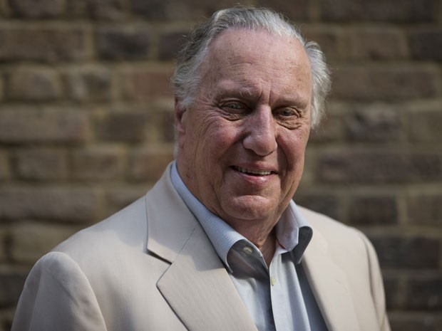frederick-forsyth,-autor-de-‘o-dia-de-chacal’,-morre-aos-86-anos frederick-forsyth,-autor-de-‘o-dia-de-chacal’,-morre-aos-86-anos