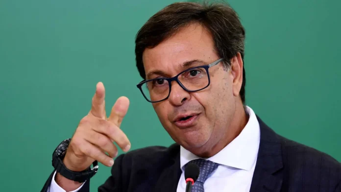 ex-ministro-gilson-machado-e-preso-pela-pf