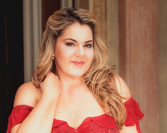 cantora-brasileira-gabriella-di-laccio-sera-condecorada-pela-realeza-britanica cantora-brasileira-gabriella-di-laccio-sera-condecorada-pela-realeza-britanica
