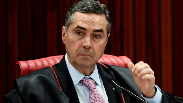 barroso-diz-que-mentir-precisa-voltar-a-ser-errado-e-defende-regulacao-de-conteudo-na-internet barroso-diz-que-mentir-precisa-voltar-a-ser-errado-e-defende-regulacao-de-conteudo-na-internet