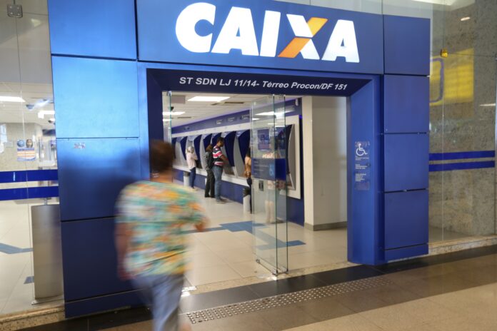 clientes-da-caixa-relatam-problemas-com-pix:-‘cade-meu-estorno?’ clientes-da-caixa-relatam-problemas-com-pix:-‘cade-meu-estorno?’