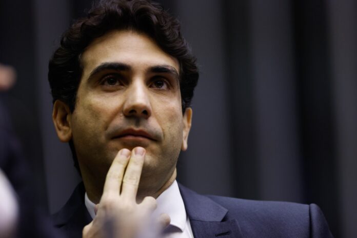 copom-crava-selic-em-15%-e-juros-mais-altos-por-tempo-‘bastante-prolongado’;-veja-recados