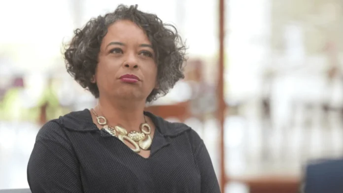 ana-maria-goncalves-e-eleita-para-abl-e-se-torna-primeira-mulher-negra-a-virar-imortal