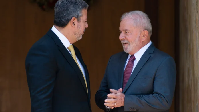 comissao-da-camara-aprova-isencao-do-ir-para-quem-ganha-ate-r$-5-mil
