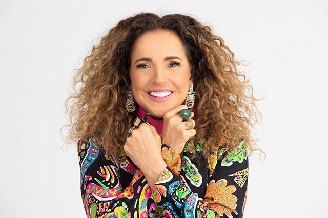 daniela-mercury-festeja-60-anos-de-vida-com-musica-inedita-de-chico-cesar daniela-mercury-festeja-60-anos-de-vida-com-musica-inedita-de-chico-cesar