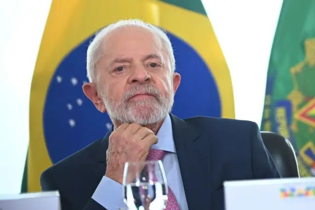 brasil-dobra-aposta-nos-brics-e-desafia-trump,-diz-jornal-britanico