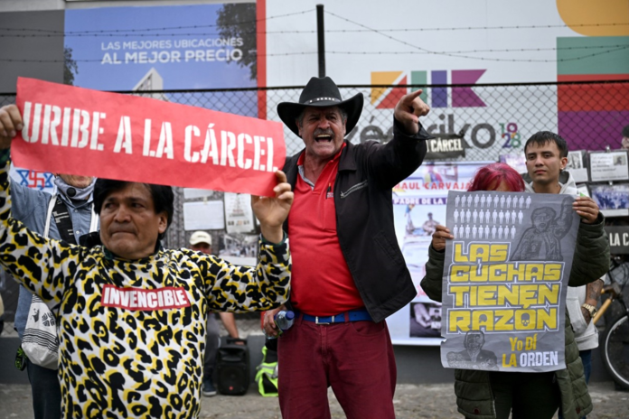 justica-condena-ex-presidente-colombiano-alvaro-uribe-a-12-anos-de-prisao-domiciliar justica-condena-ex-presidente-colombiano-alvaro-uribe-a-12-anos-de-prisao-domiciliar