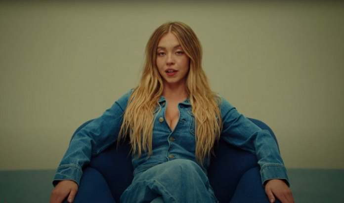 marca-de-propaganda-com-sydney-sweeney-se-pronuncia-apos-criticas:-‘sempre-foi-sobre-jeans’ marca-de-propaganda-com-sydney-sweeney-se-pronuncia-apos-criticas:-‘sempre-foi-sobre-jeans’