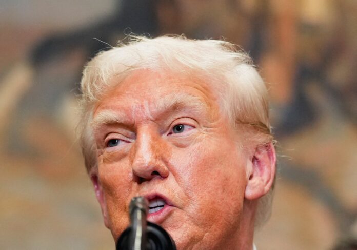 por-que-trump-(e-os-eua)-podem-ter-que-pagar-caro-por-aumento-de-tarifas por-que-trump-(e-os-eua)-podem-ter-que-pagar-caro-por-aumento-de-tarifas