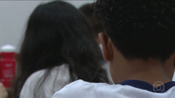 estudo-revela-os-efeitos-da-violencia-armada-na-aprendizagem-de-criancas-e-adolescentes