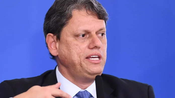 moraes-autoriza-visita-de-tarcisio-a-bolsonaro-em-prisao-domiciliar