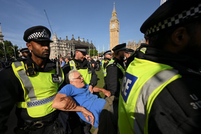 policia-de-londres-prende-mais-de-365-pessoas-em-protesto-pro-palestina