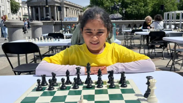 a-menina-prodigio-de-10-anos-que-virou-a-mais-jovem-mestre-de-xadrez