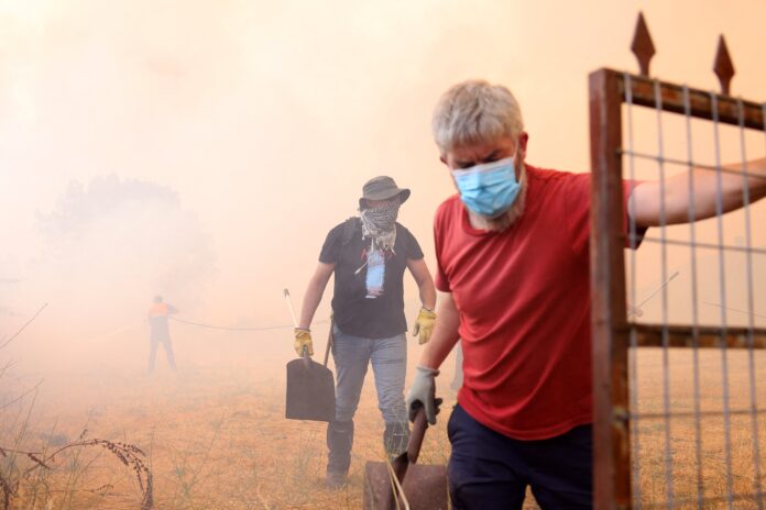 espanha-enfrenta-3a-semana-de-alerta-por-onda-de-calor-e-segue-combatendo-incendios-florestais