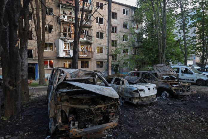 russia-ataca-kharkiv-com-missil-balistico-e-fere-11-em-meio-a-negociacoes-de-cessar-fogo