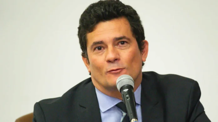 genial/quaest:-moro-tem-38%,-paulo-martins,-8%,-e-enio-verri,-7%,-na-disputa-para-governo-do-pr genial/quaest:-moro-tem-38%,-paulo-martins,-8%,-e-enio-verri,-7%,-na-disputa-para-governo-do-pr